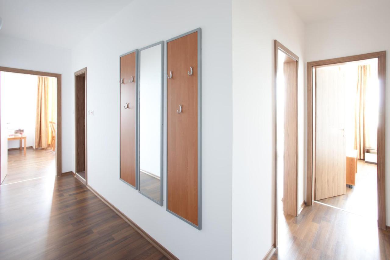 Vilmar Aparthotel Pomorie Exterior foto