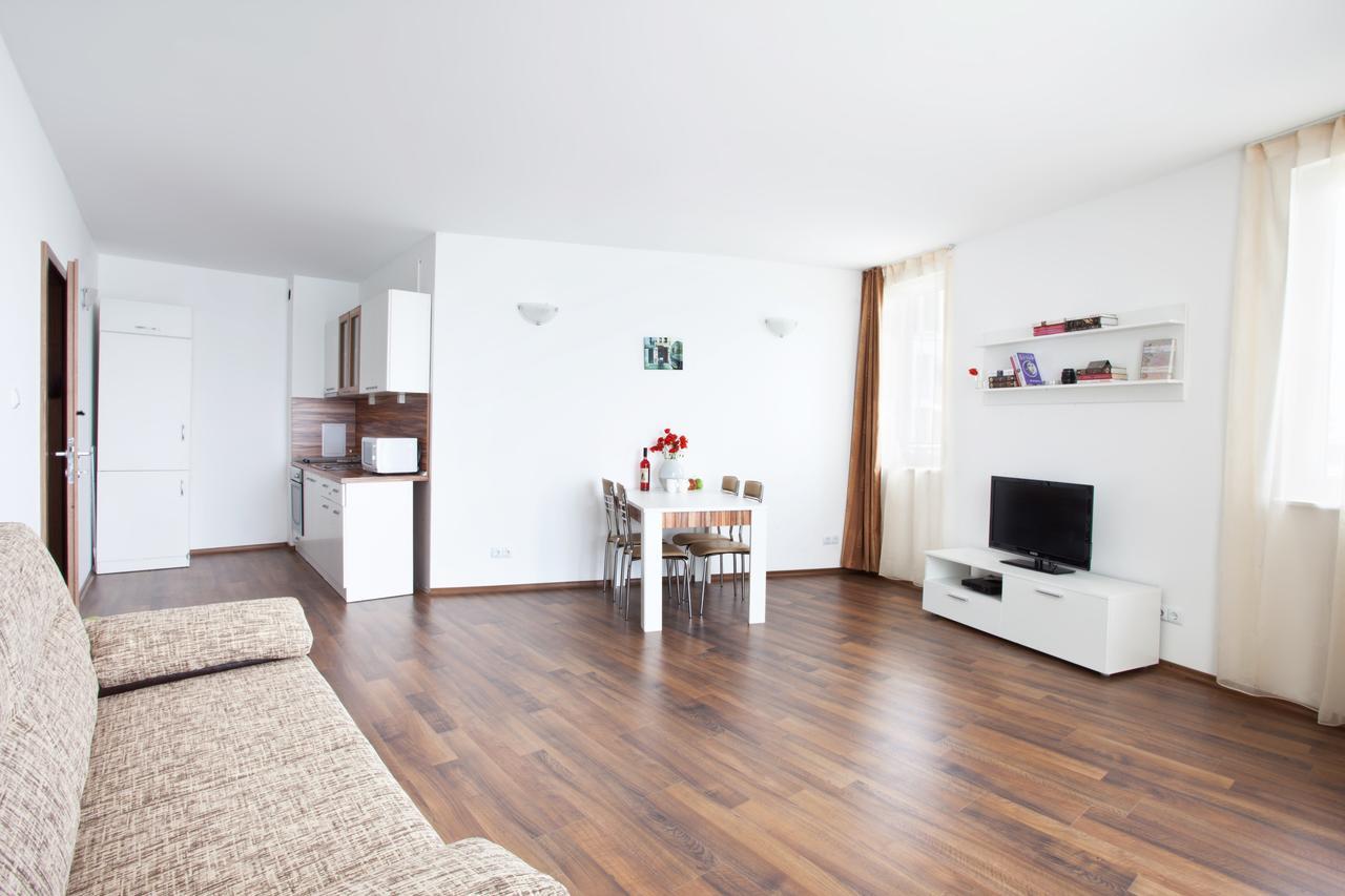Vilmar Aparthotel Pomorie Exterior foto